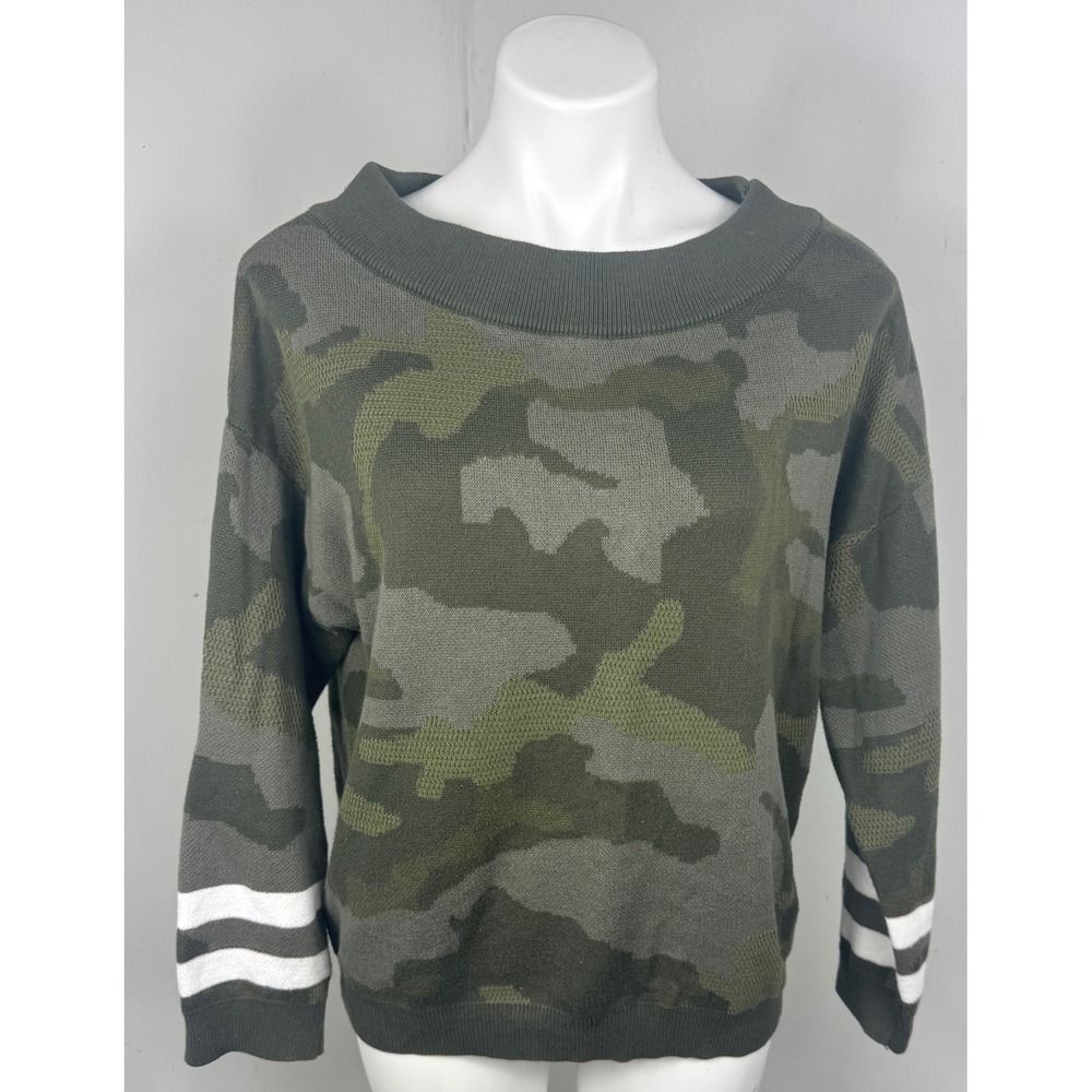 Hem & Thread Camouflage Sweater Womens Medium Green Camo Striped Cuffs Casual
